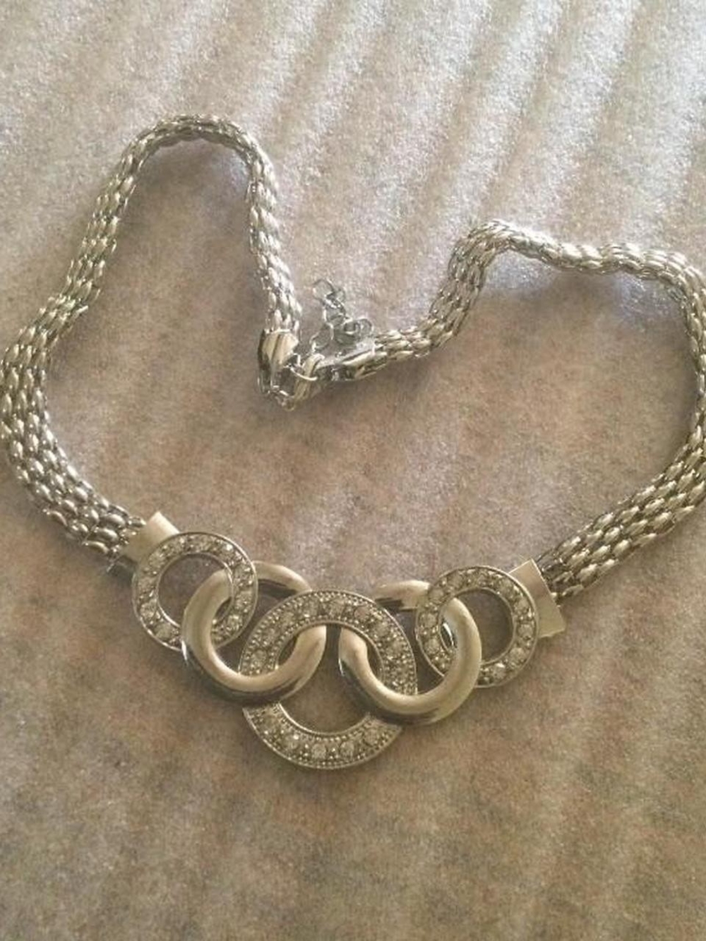 Silver Linked Circle Statement Necklace
